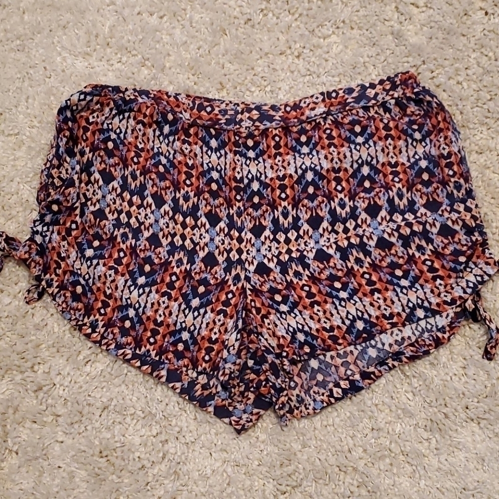 New Look TribL print size 1X shorts